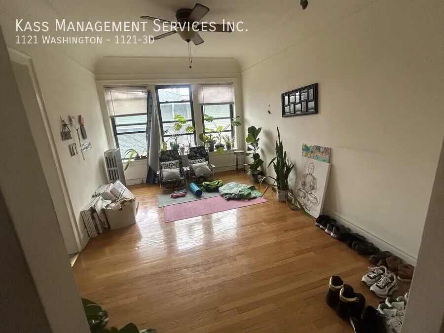 400 S Maple Ave, , 60302, USA 60302-unit#1121-3D-Oak Park-IL