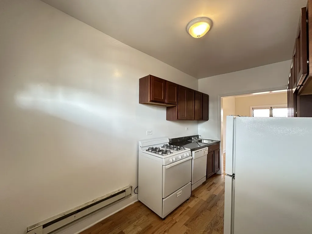 823 W Waveland Ave, , 60613, USA 60613-unit#3N-Chicago-IL