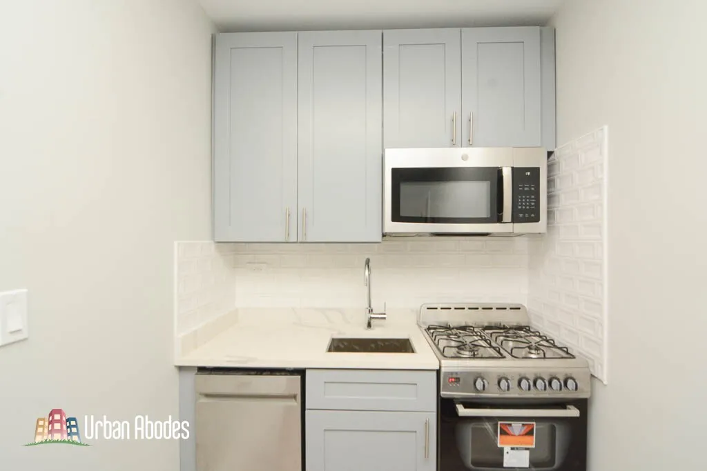 505 W Belmont Ave, ,  60657, USA 60657-unit#2J-Chicago-IL