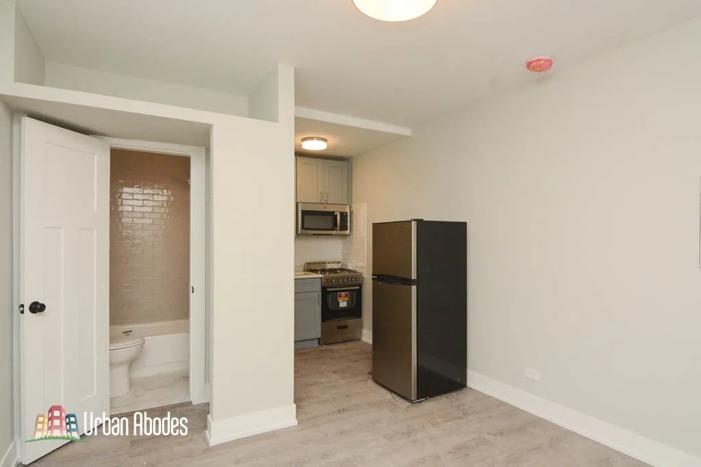 505 W Belmont Ave, ,  60657, USA 60657-unit#2J-Chicago-IL