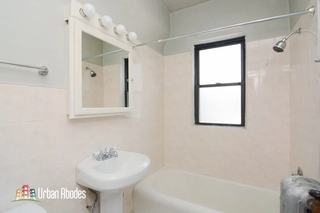 1164 N Dearborn St, , 60610, USA 60610-unit#409-Chicago-IL