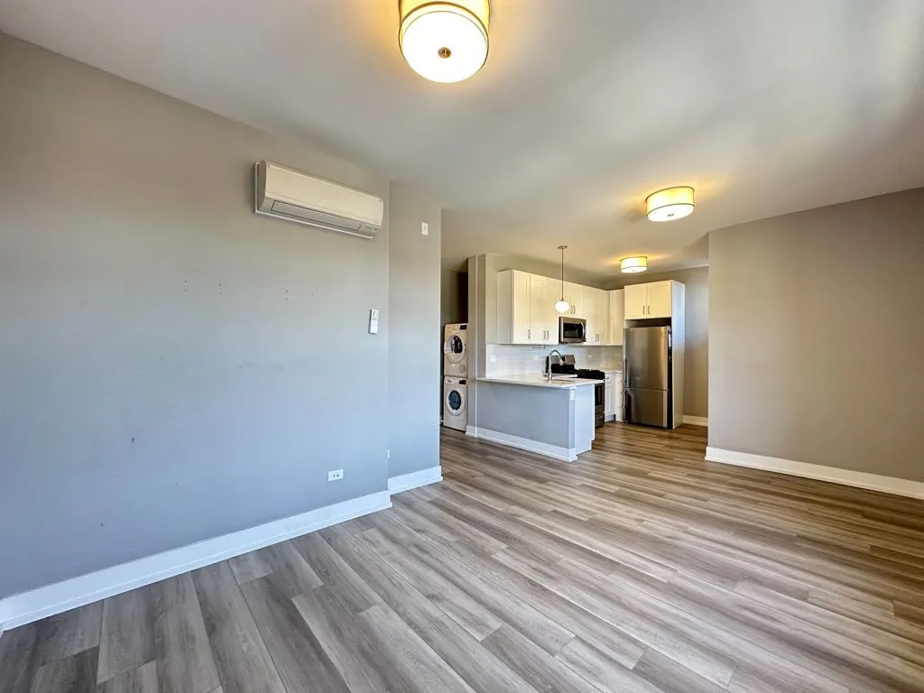 N Janssen Ave, , , USA 60613-unit#3W-Chicago-IL