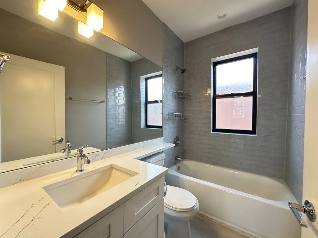 N Janssen Ave, , , USA 60613-unit#3W-Chicago-IL