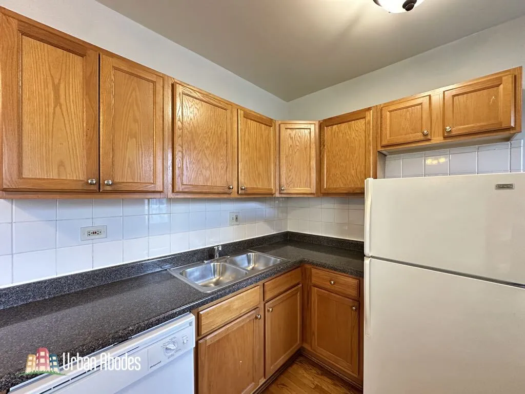 4231 N Paulina St, ,  60613, USA 60625-unit#2E-Chicago-IL