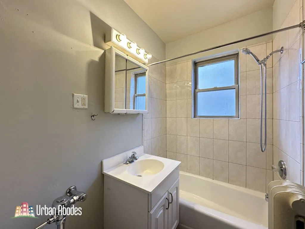 4225 N Paulina St, ,  60613, USA 60625-unit#2W-Chicago-IL