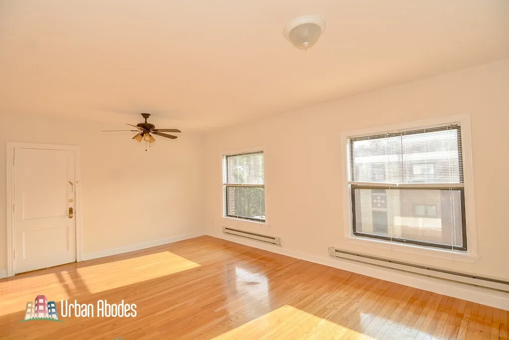 831 W Waveland Ave, , 60613, USA 60613-unit#3S-Chicago-IL