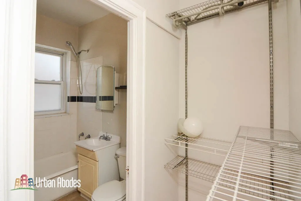 2827 N Burling St, ,  60657, USA 60657-unit#104-Chicago-IL