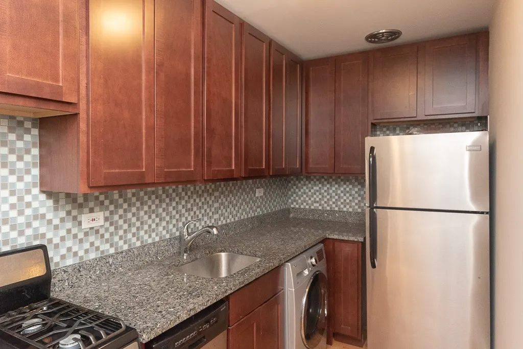 555 W Arlington Pl, , 60614, USA 60614-unit#308-Chicago-IL