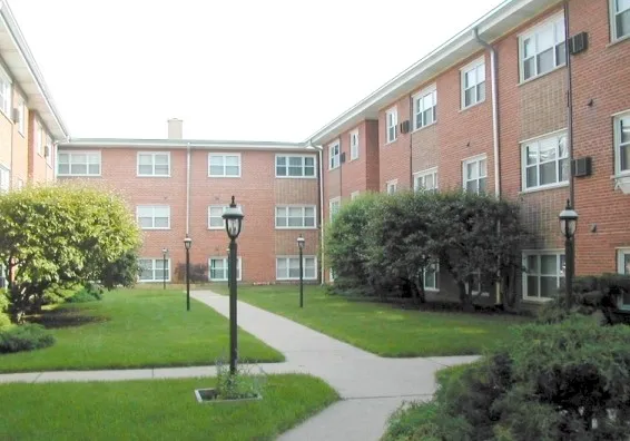 2349 W Jarvis Ave, , 60645, USA 60645-unit#55-1N-Chicago-IL