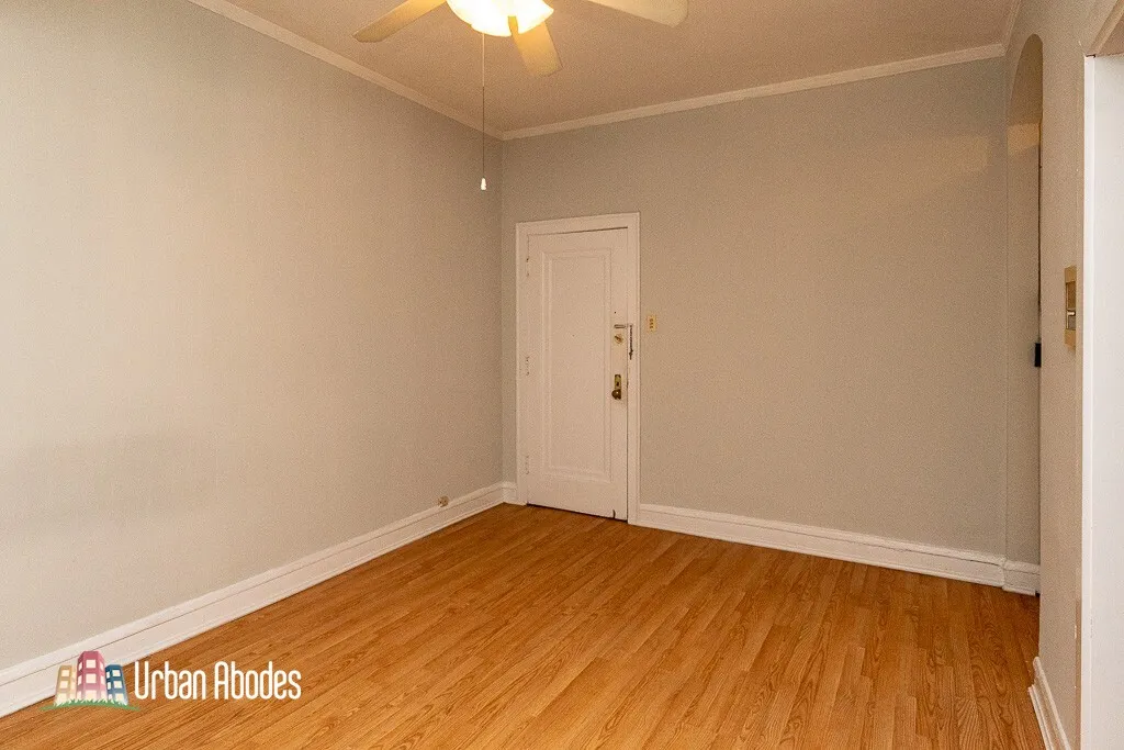 2827 N Burling St, ,  60657, USA 60657-unit#05-Chicago-IL