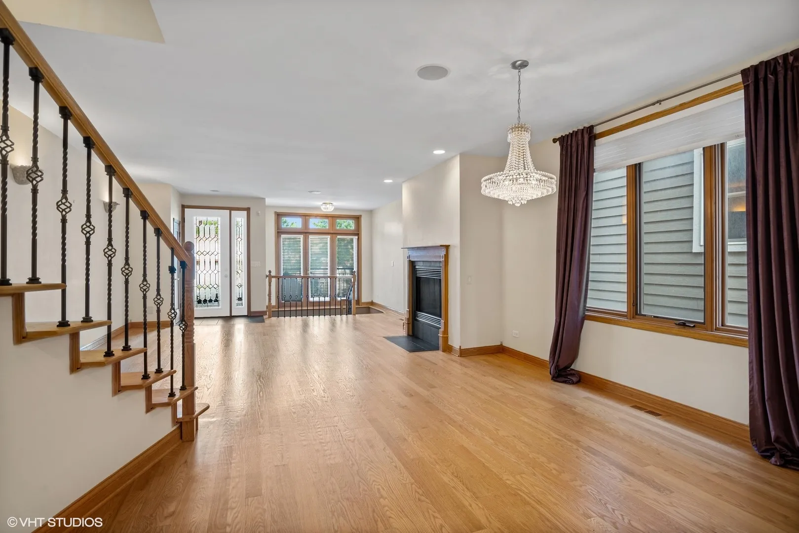 1631 W Wolfram St, ,  60657, USA 60657-unit#1631-Chicago-IL