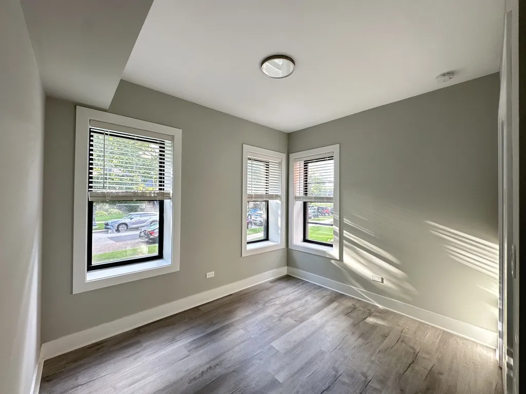 1133 Oak Ave, ,  60202, USA 60202-unit#1W-Evanston-IL