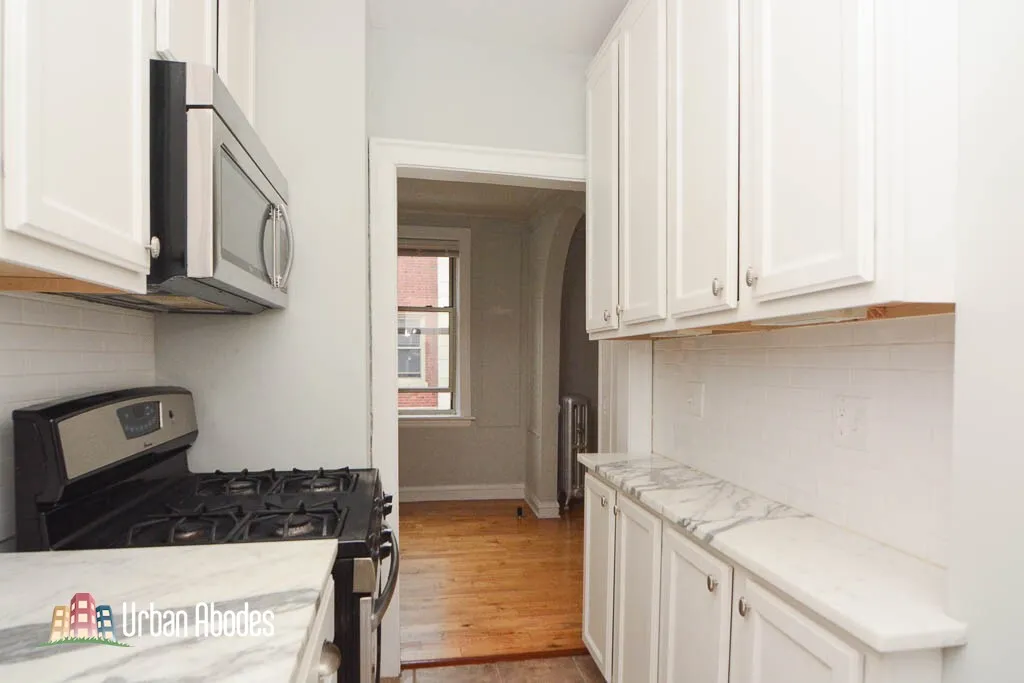 542 W Surf St, ,  60657, USA 60657-unit#3S-Chicago-IL
