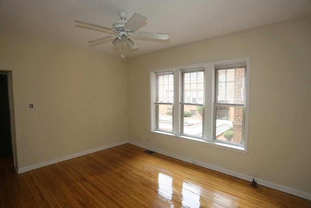 W Barry Ave, ,  60657, USA 60657-unit#1N-Chicago-IL