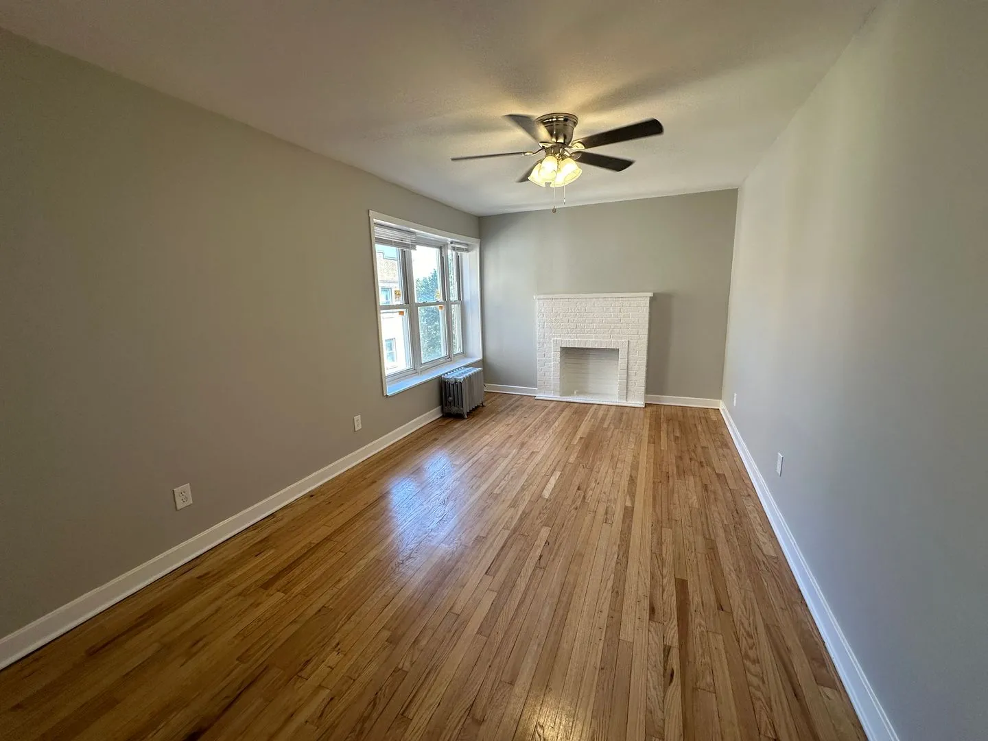 4902 N St Louis Ave, ,  60625, USA 60625-unit#3W-Chicago-IL