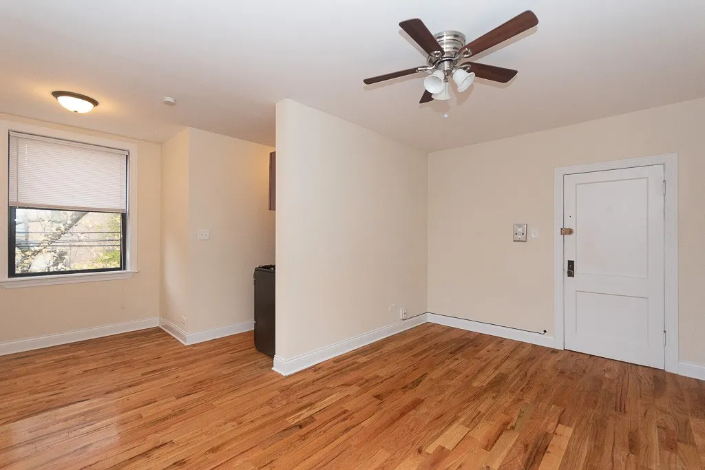 818 W Diversey Pkwy, ,  60614, USA 60614-unit#M-Chicago-IL