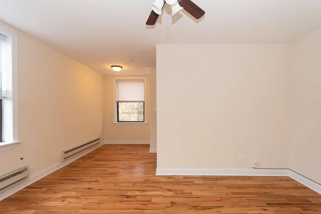 818 W Diversey Pkwy, ,  60614, USA 60614-unit#M-Chicago-IL