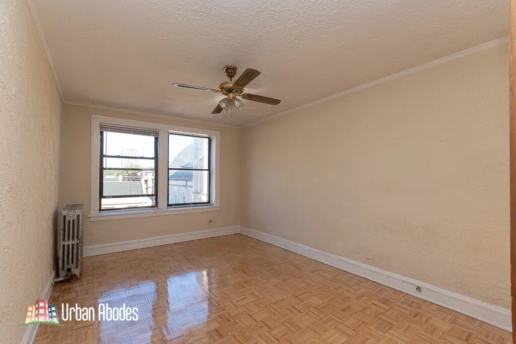 711 W Belmont Ave, ,  60657, USA 60657-unit#403-Chicago-IL