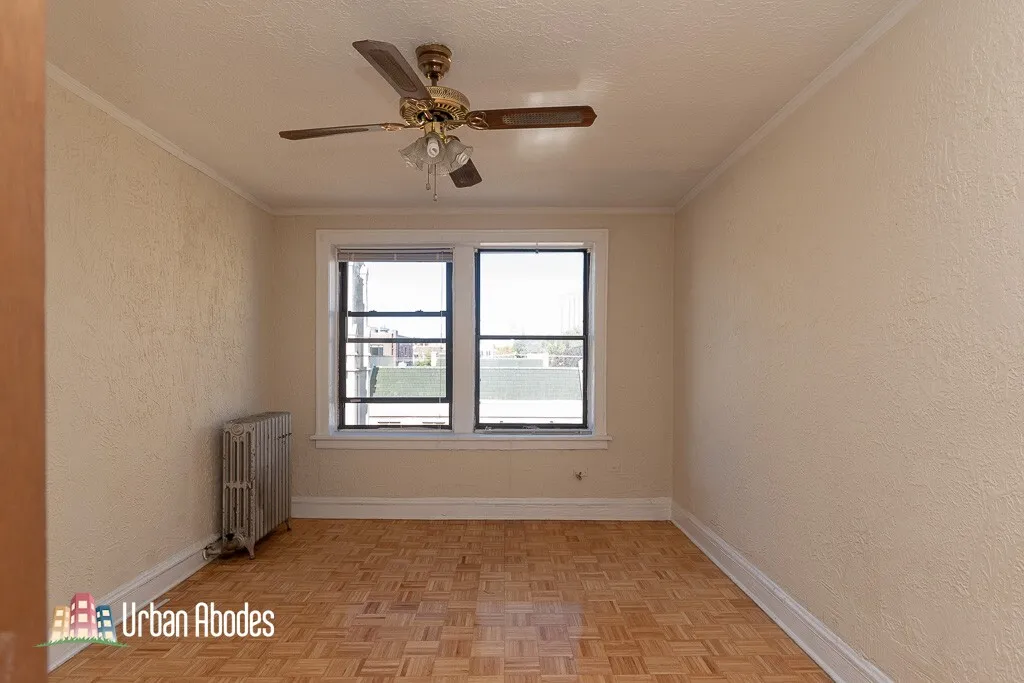 711 W Belmont Ave, ,  60657, USA 60657-unit#403-Chicago-IL