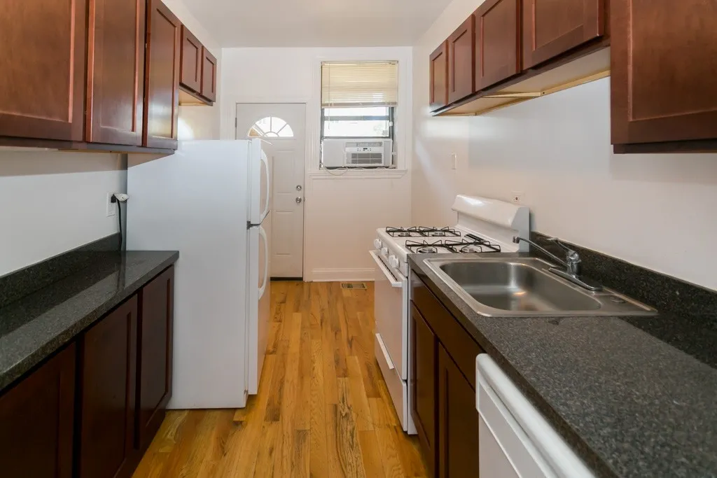 829 W Waveland Ave, ,  60613, USA 60613-unit#1N-Chicago-IL