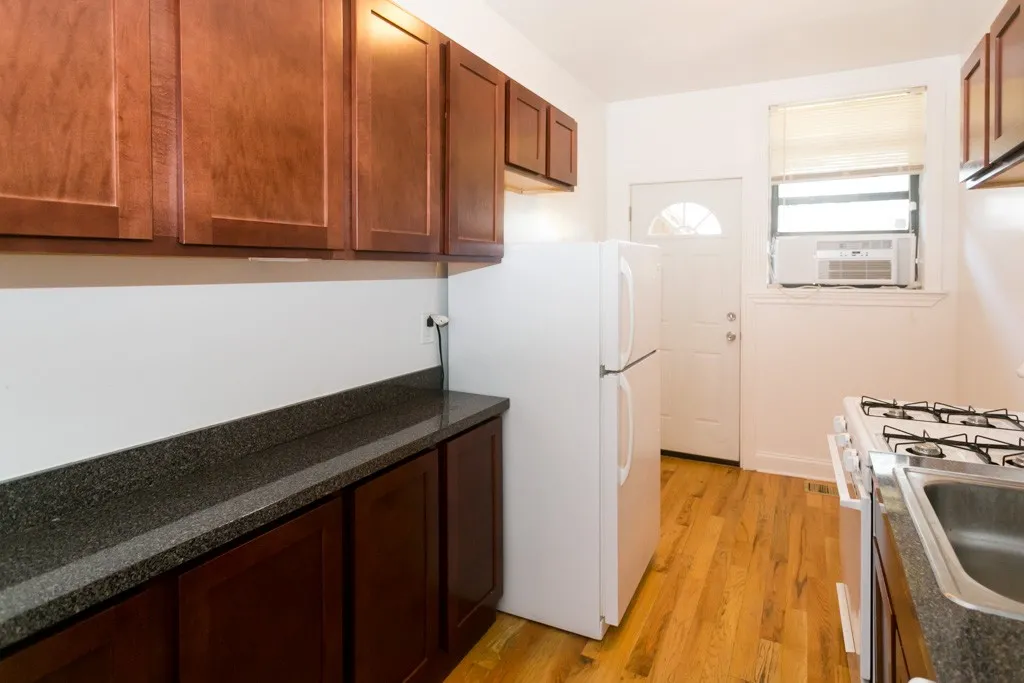 829 W Waveland Ave, ,  60613, USA 60613-unit#1N-Chicago-IL