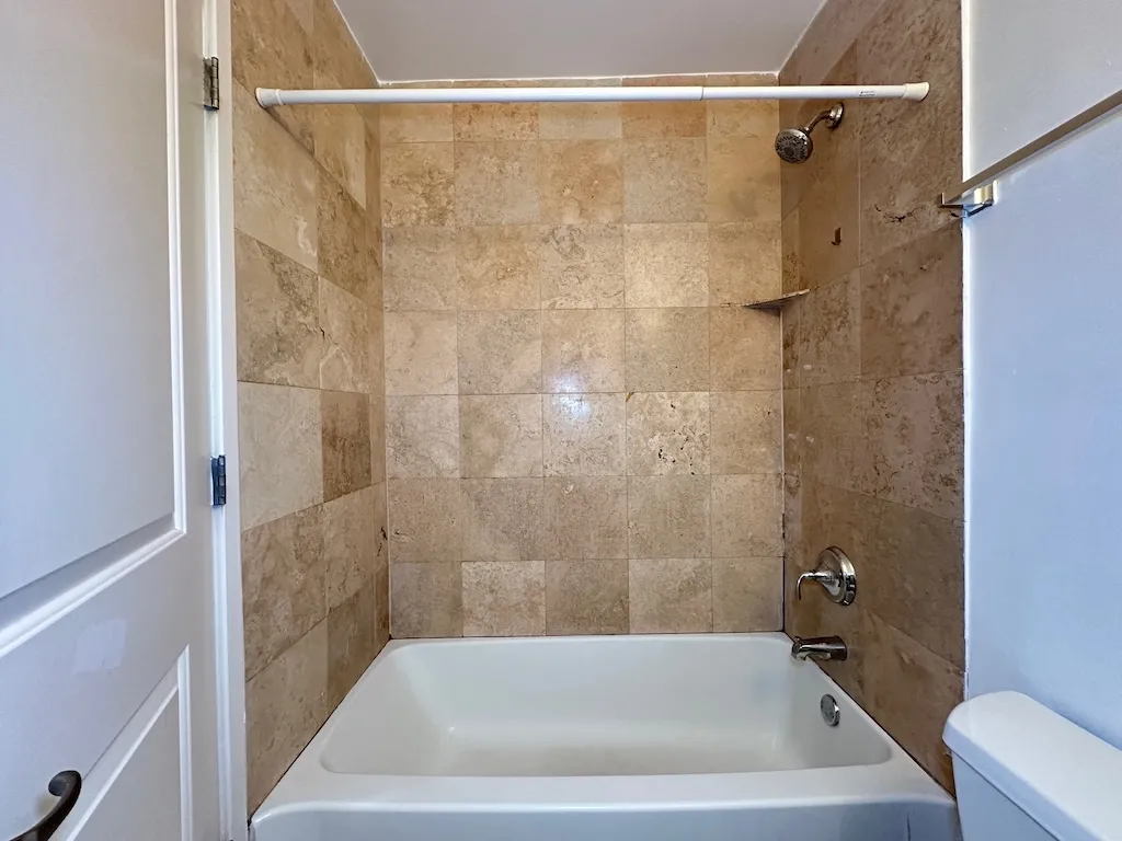 625 W Wrightwood Ave, ,  60614, USA 60614-unit#305-Chicago-IL