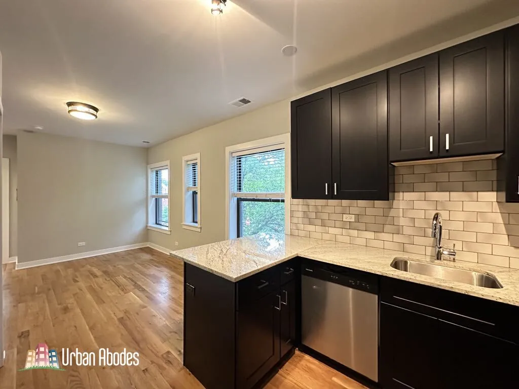 2201 W Eastwood Ave, , 60625, USA 60625-unit#2E-Chicago-IL