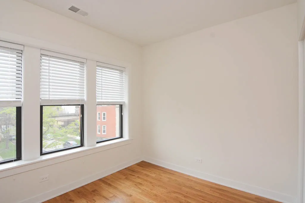 2201 W Eastwood Ave, ,  60625, USA 60625-unit#3E-Chicago-IL