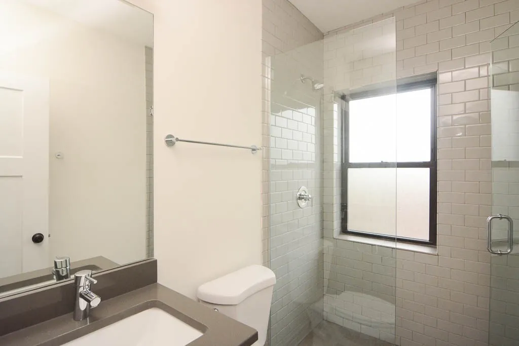 2201 W Eastwood Ave, ,  60625, USA 60625-unit#3E-Chicago-IL