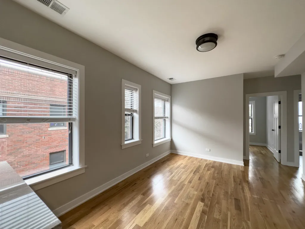 2201 W Eastwood Ave, , 60625, USA 60625-unit#3W-Chicago-IL