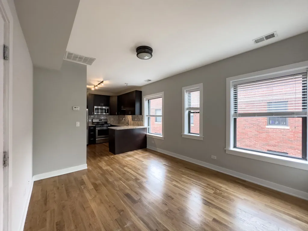 2201 W Eastwood Ave, , 60625, USA 60625-unit#3W-Chicago-IL