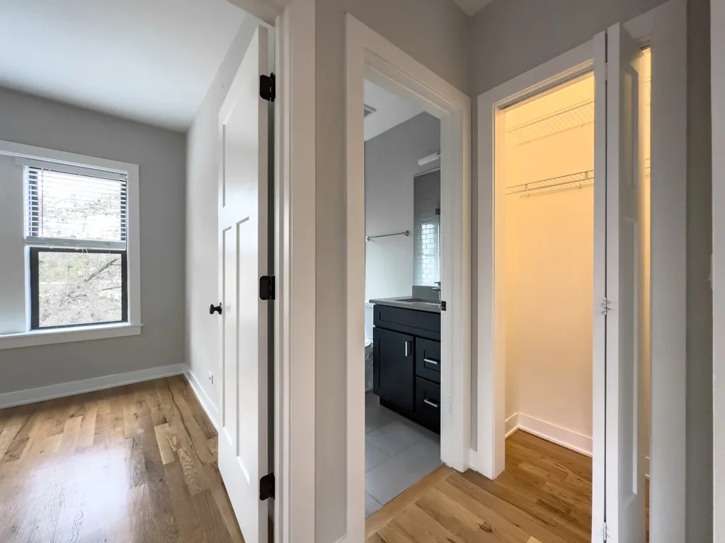 2201 W Eastwood Ave, , 60625, USA 60625-unit#3W-Chicago-IL