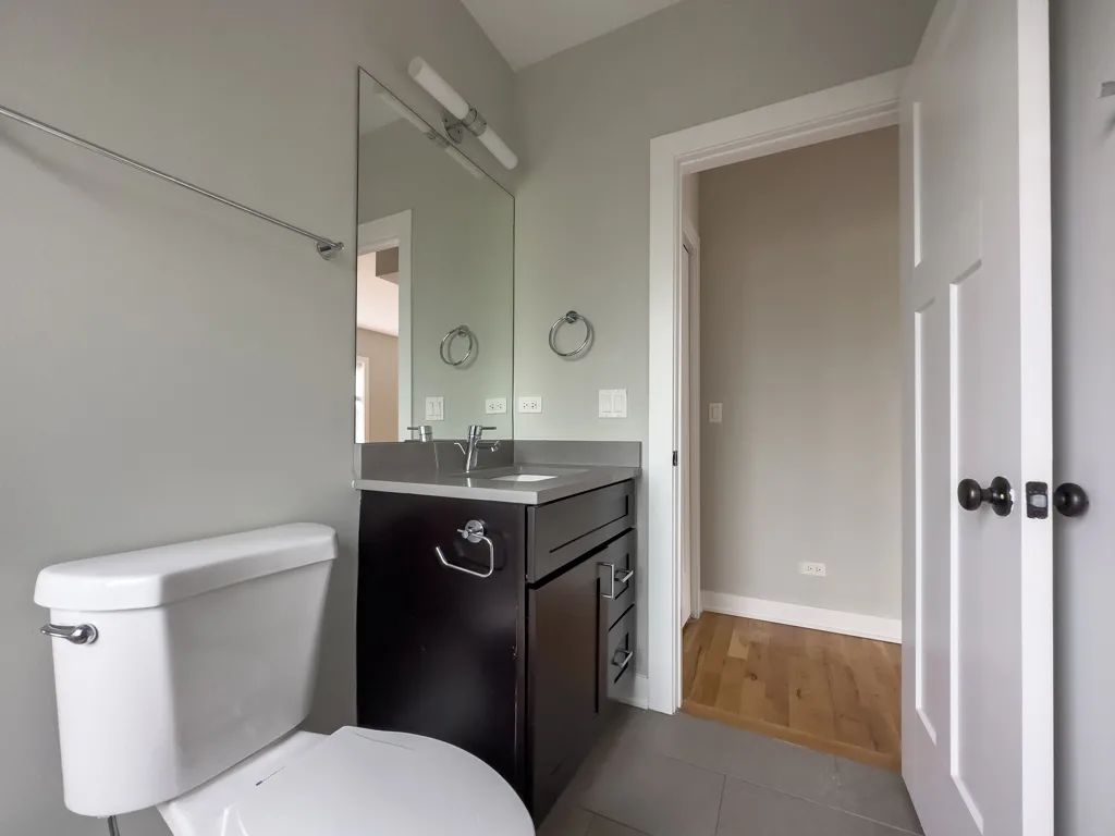 2201 W Eastwood Ave, , 60625, USA 60625-unit#3W-Chicago-IL