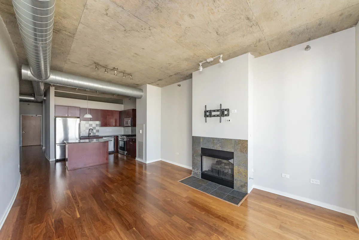 700 N Larrabee St, ,  60654, USA 60654-unit#1902-Chicago-IL