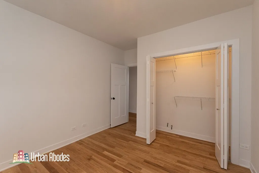 2205 W Eastwood Ave, , 60625, USA 60625-unit#3W-Chicago-IL