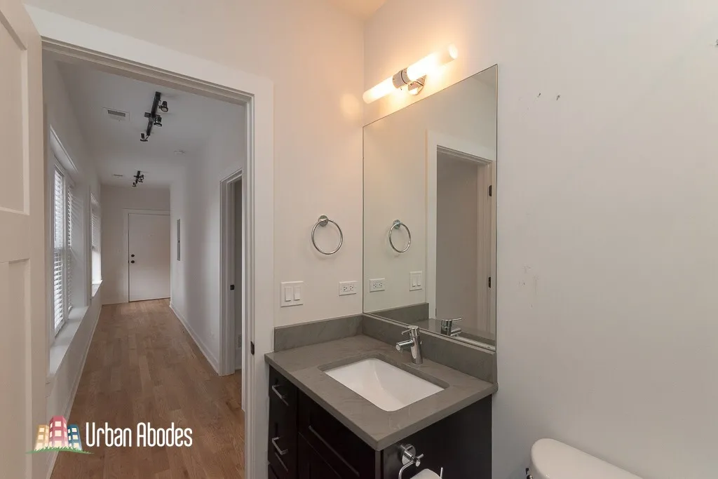 2205 W Eastwood Ave, , 60625, USA 60625-unit#3W-Chicago-IL