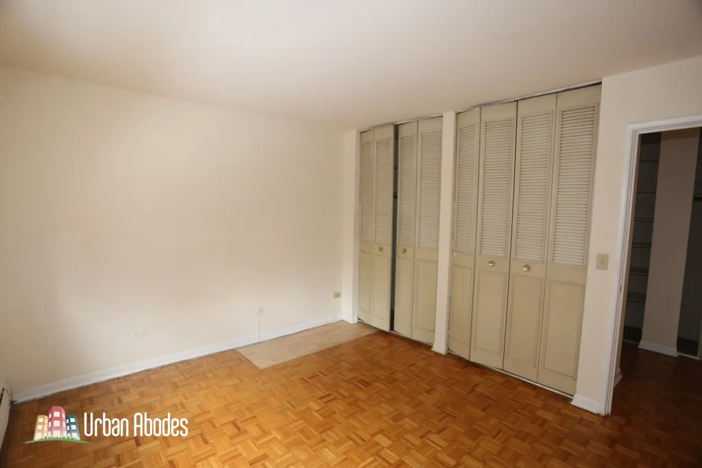 510 W Briar Pl, ,  60657, USA 60657-unit#207-Chicago-IL