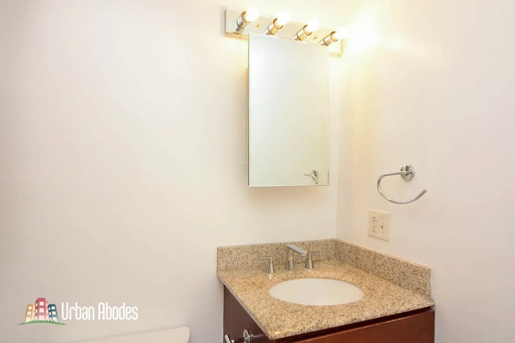 625 W Wrightwood Ave, ,  60614, USA 60614-unit#405-Chicago-IL