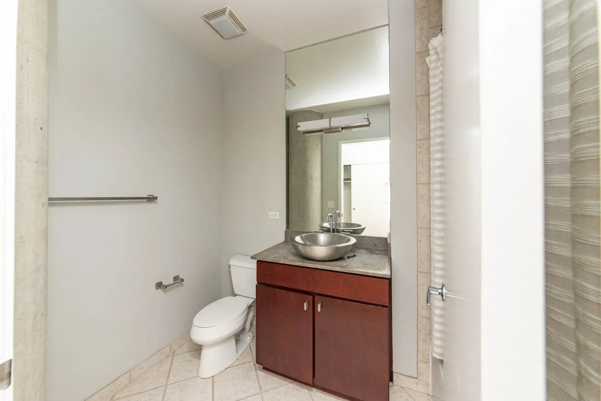 700 N Larrabee St, ,  60654, USA 60654-unit#1902-Chicago-IL