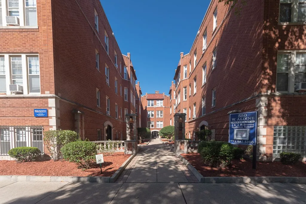 554 W Aldine Ave, , 60657, USA 60657-unit#1E-Chicago-IL