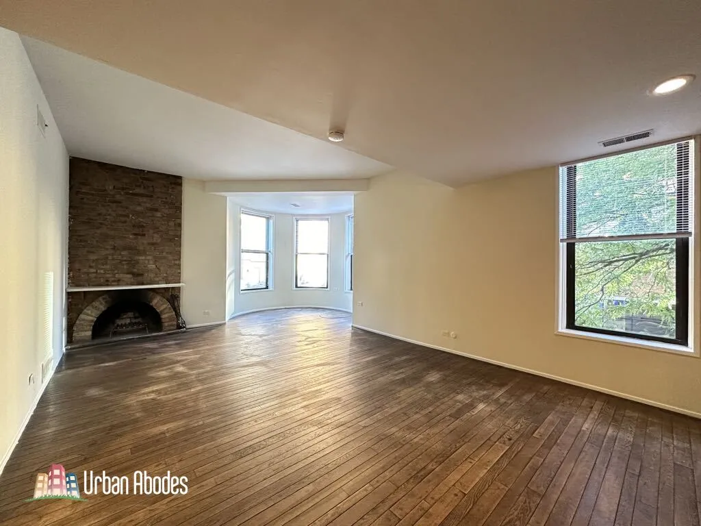 600 W Surf St, ,  60657, USA 60657-unit#2-Chicago-IL