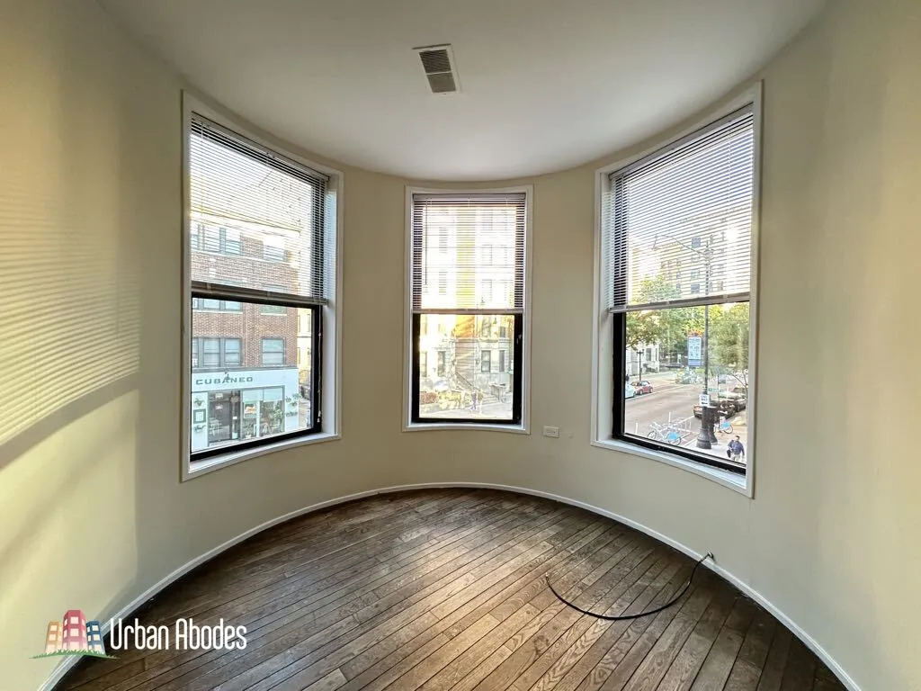 600 W Surf St, ,  60657, USA 60657-unit#2-Chicago-IL