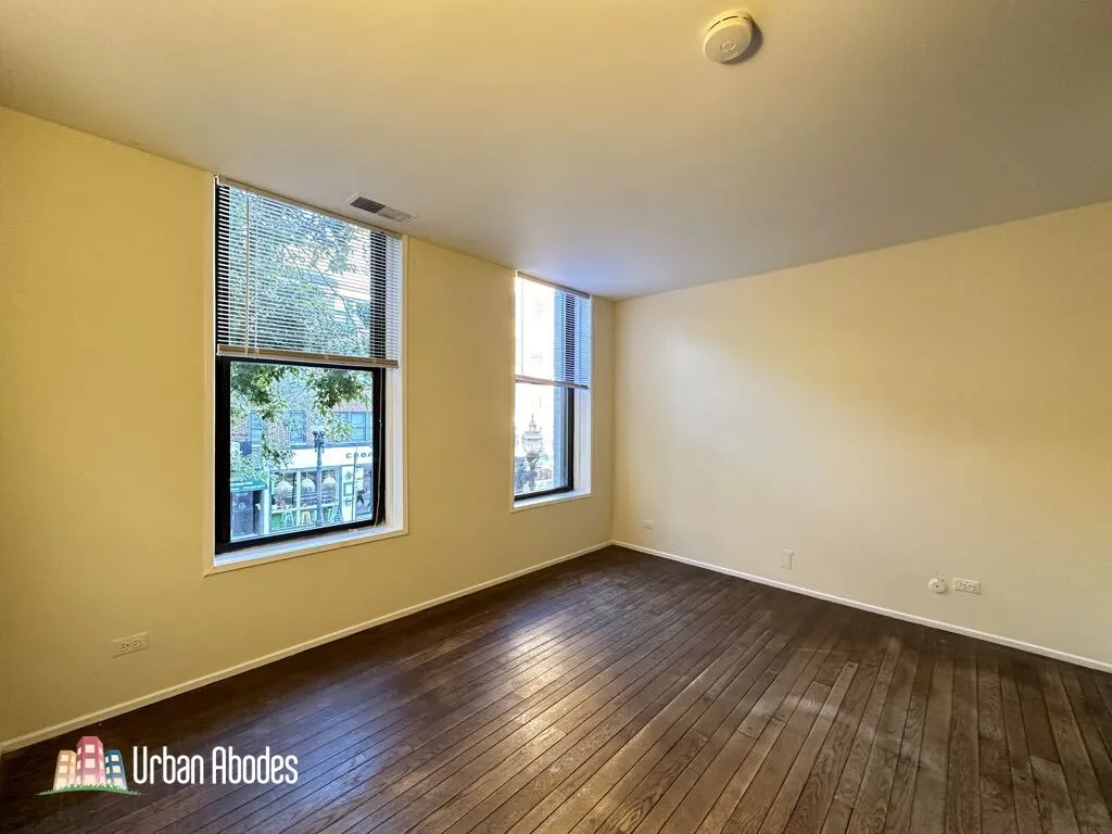 600 W Surf St, ,  60657, USA 60657-unit#2-Chicago-IL