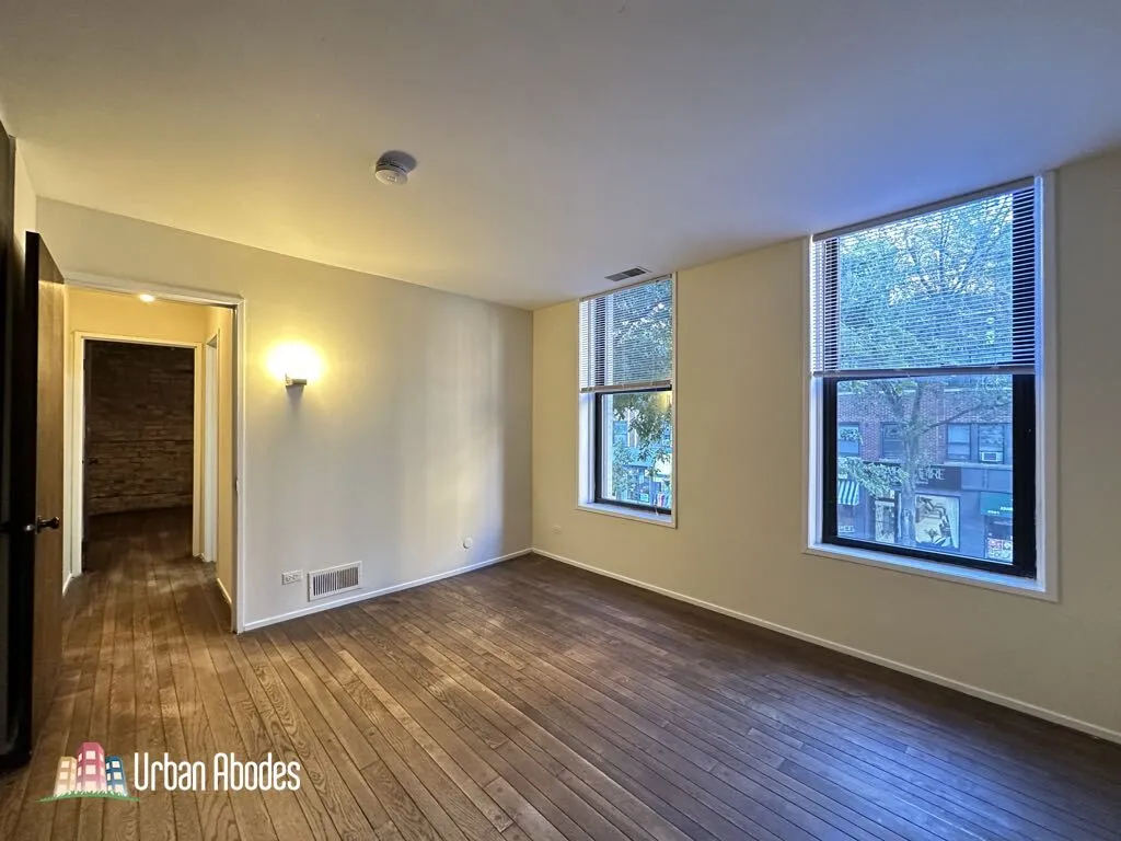 600 W Surf St, ,  60657, USA 60657-unit#2-Chicago-IL