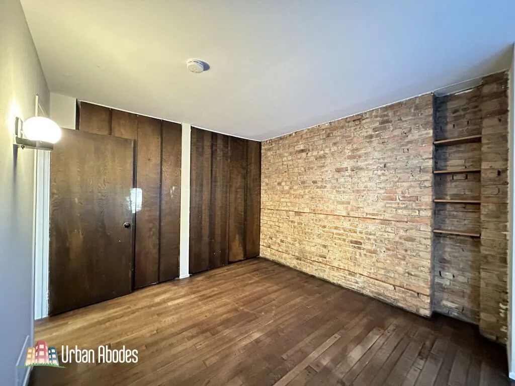600 W Surf St, ,  60657, USA 60657-unit#2-Chicago-IL