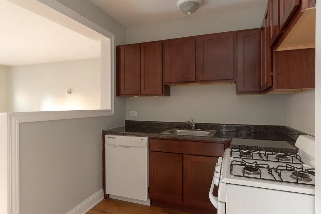 1347 N Dearborn St, ,  60610, USA 60610-unit#508-Chicago-IL