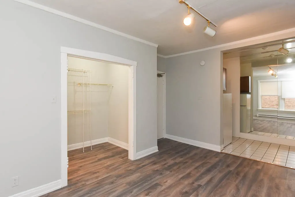 511 W Melrose St, ,  60657, USA 60657-unit#415-Chicago-IL