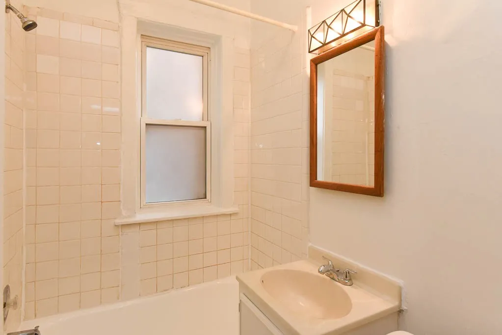 511 W Melrose St, ,  60657, USA 60657-unit#415-Chicago-IL