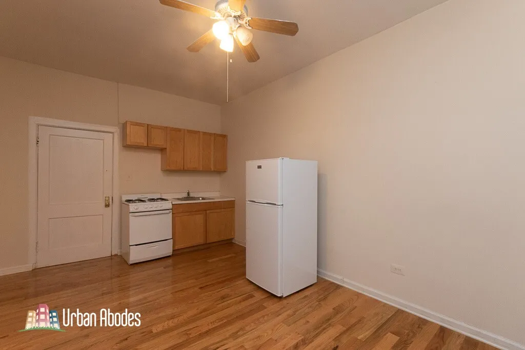 1050 W George St, , 60657, USA 60657-unit#005-Chicago-IL