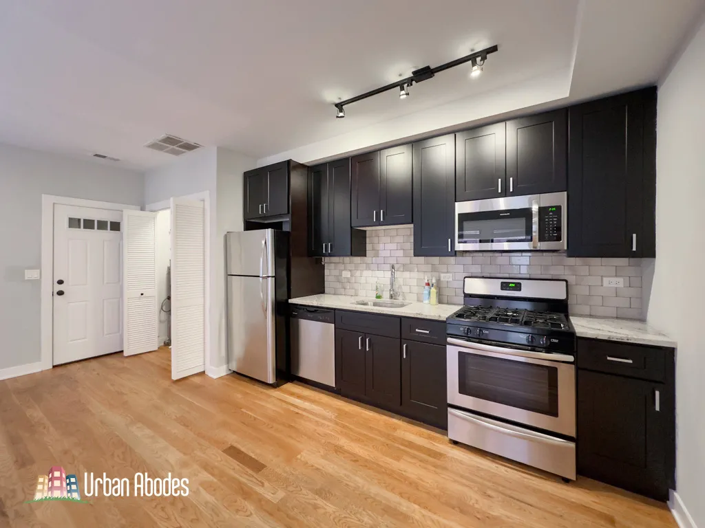 2203 W Eastwood Ave, , 60625, USA 60625-unit#1NW-Chicago-IL